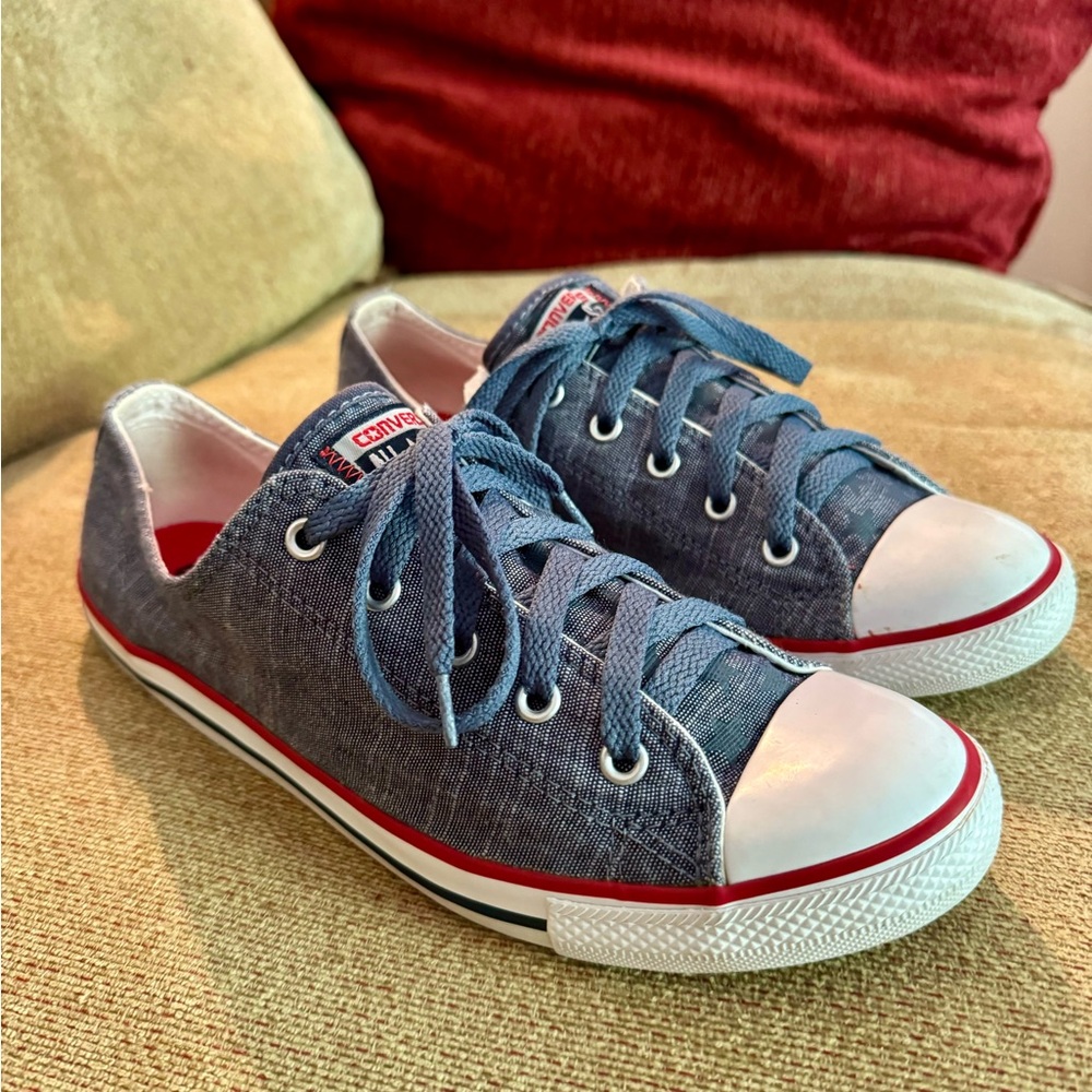 Converse All Star Chuck Low top  Denim Blue Sneakers size 9
